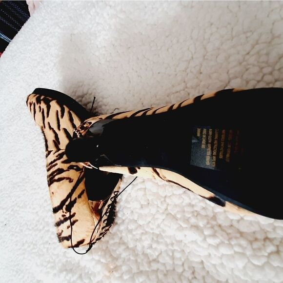 mark. Animal Print High Heels - Picture 3 of 4